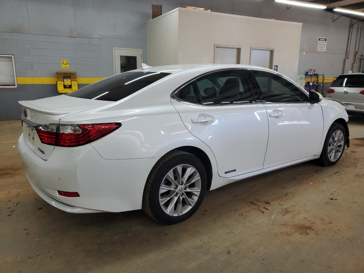 LEXUS ES 300H