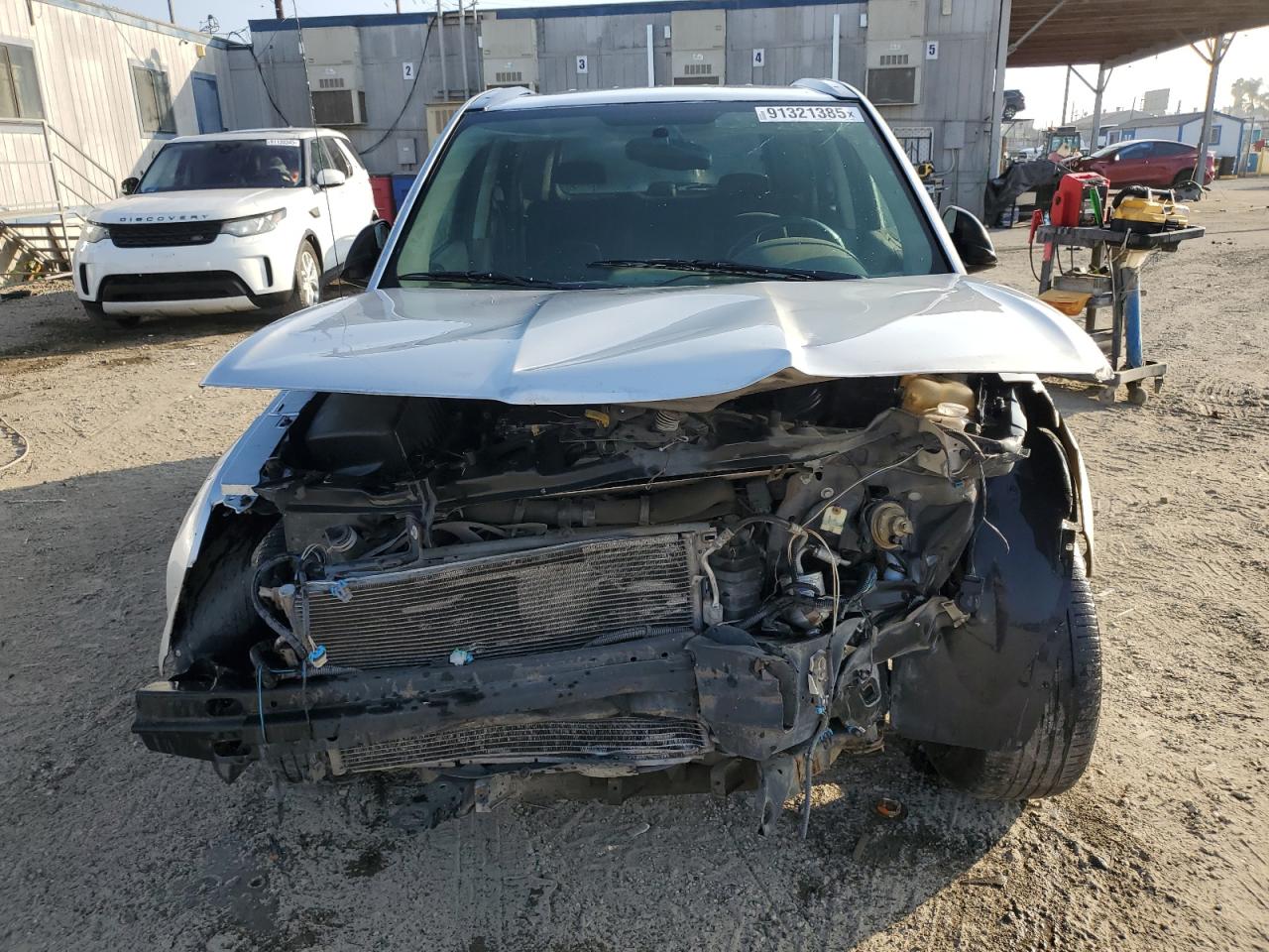 Lot #3290181243 2004 SATURN VUE