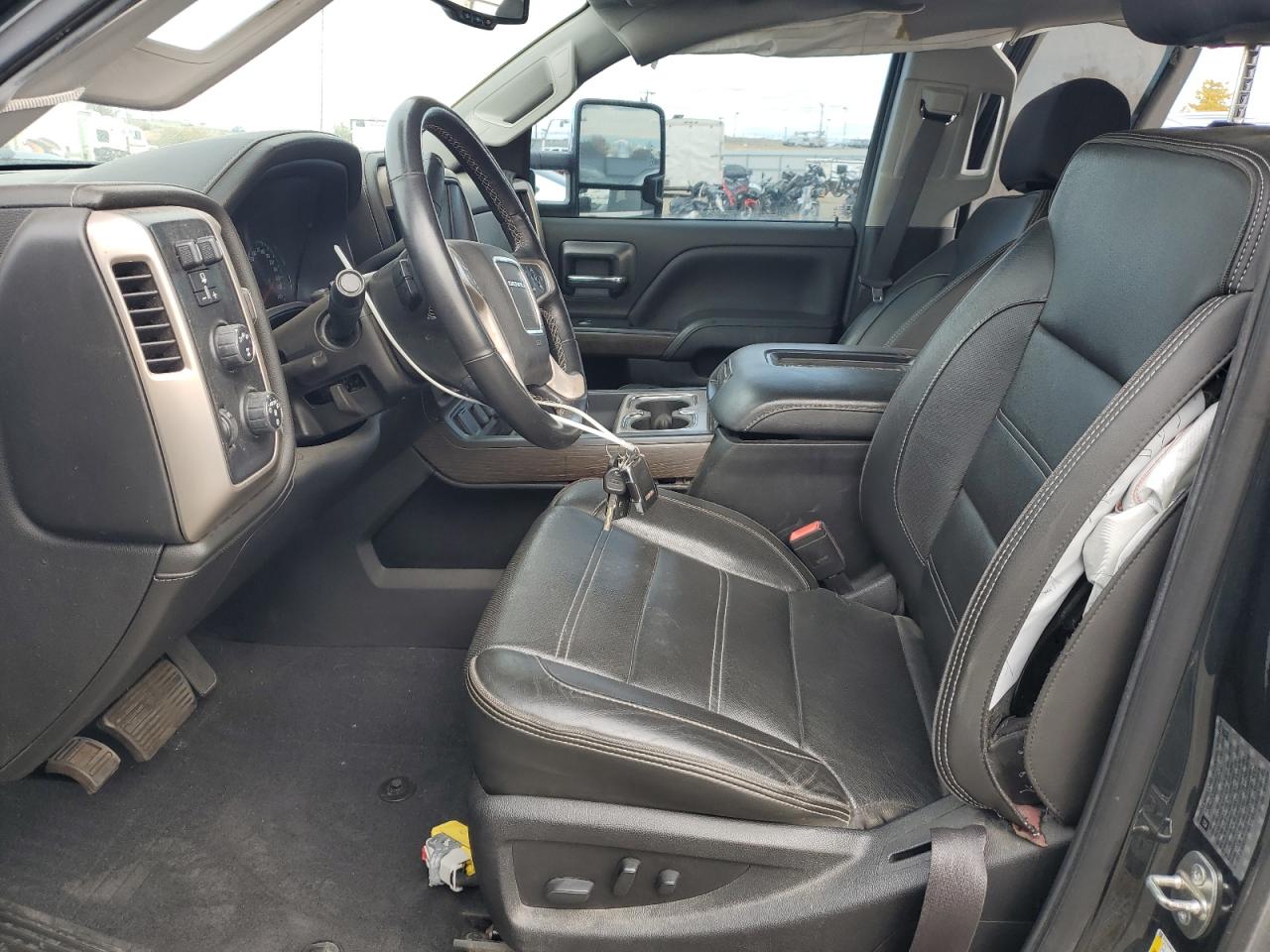 GMC SIERRA K3500 DENALI