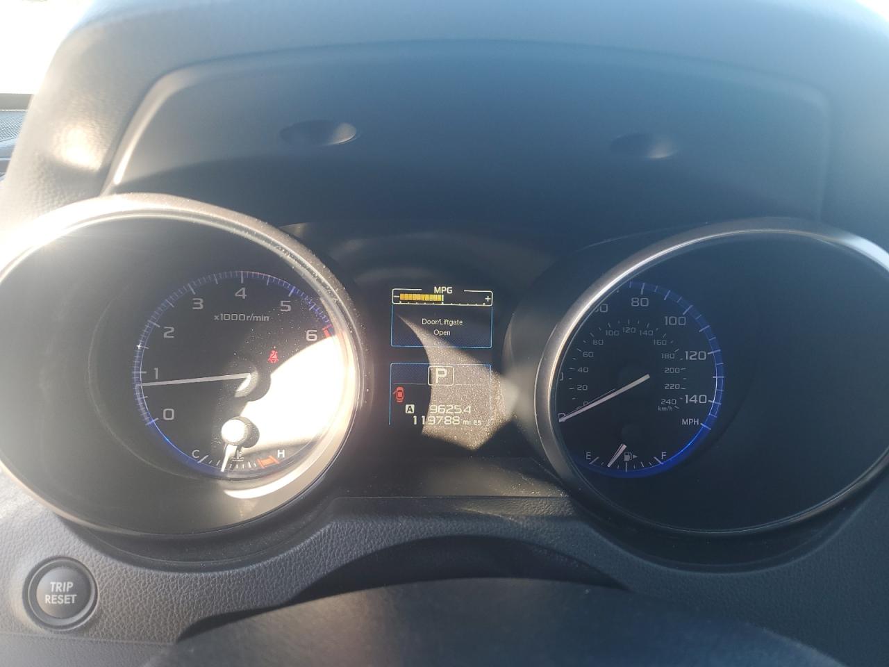 SUBARU OUTBACK 2.5I PREMIUM