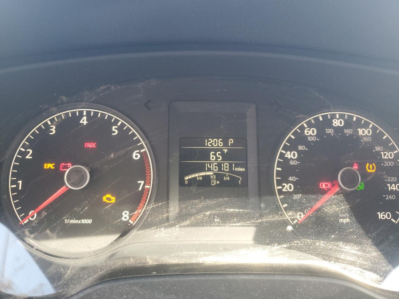 VOLKSWAGEN JETTA BASE