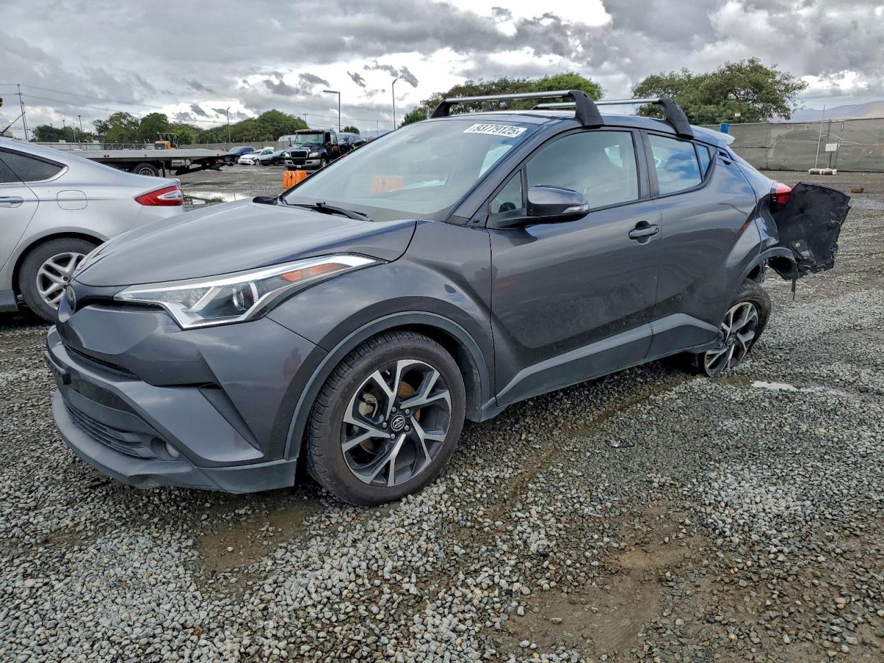 TOYOTA C-HR XLE