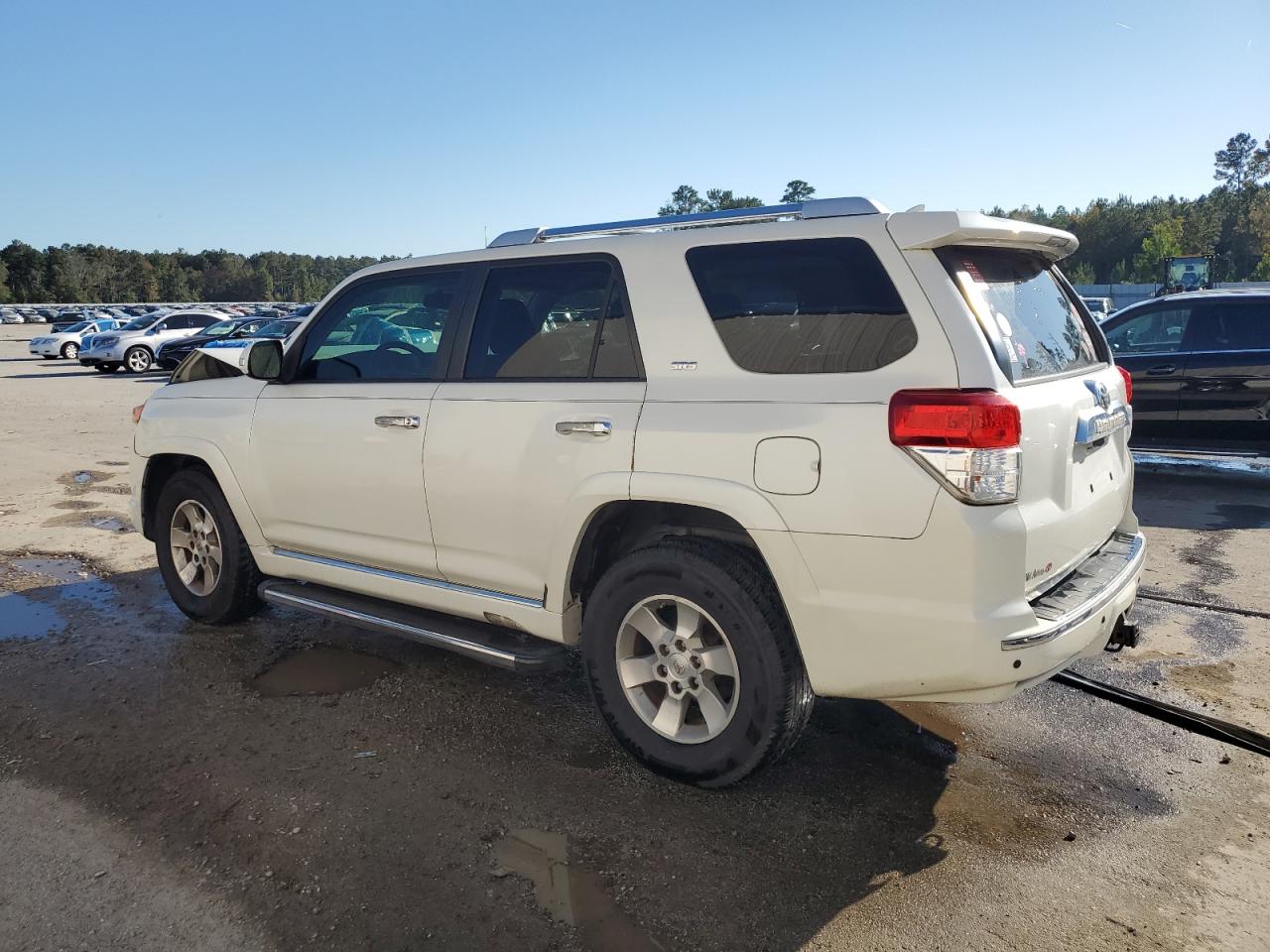 TOYOTA 4RUNNER SR5