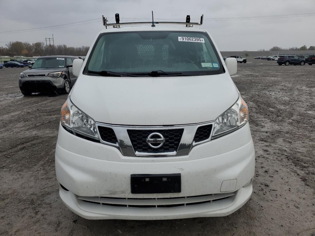 NISSAN NV200 2.5S