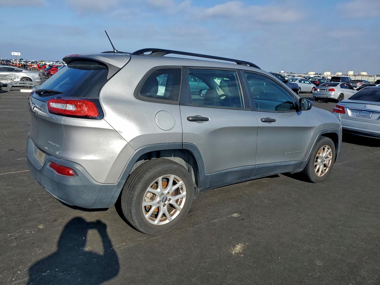 JEEP GRAND CHEROKEE SPORT