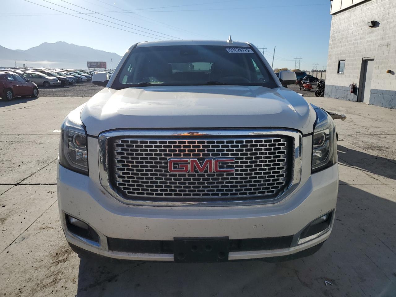 GMC YUKON DENALI