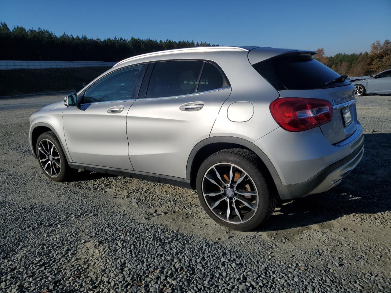MERCEDES-BENZ GLA-CLASS 250 4MATIC