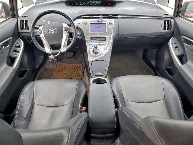 2014 TOYOTA PRIUS #3303879745