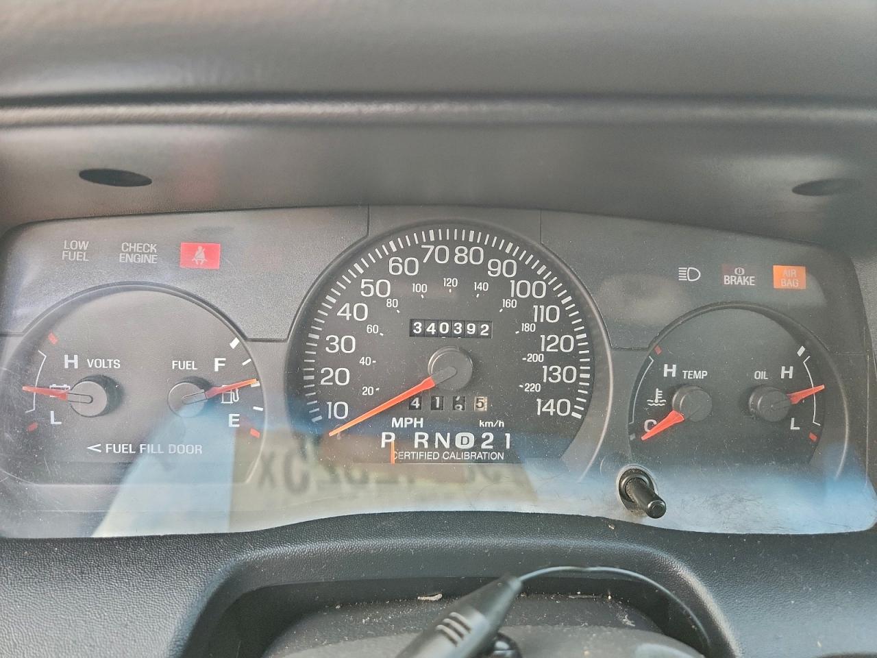 Lot #3304566471 2004 FORD CROWN VICT