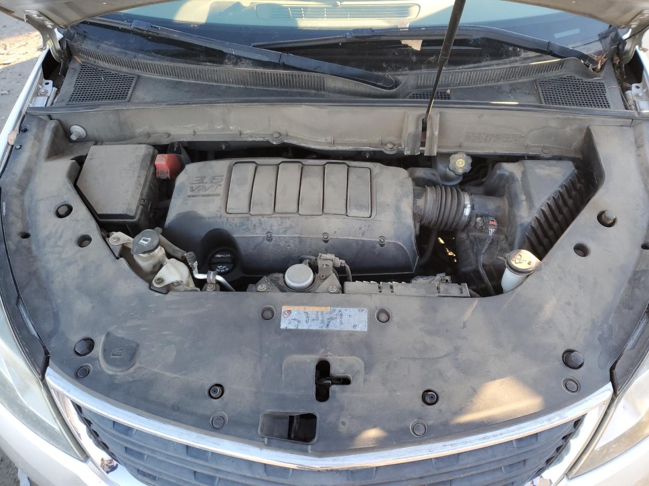 CHEVROLET TRAVERSE LS