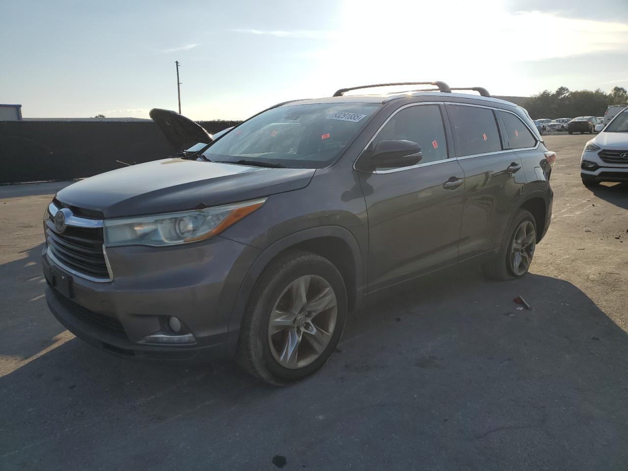 TOYOTA HIGHLANDER LIMITED