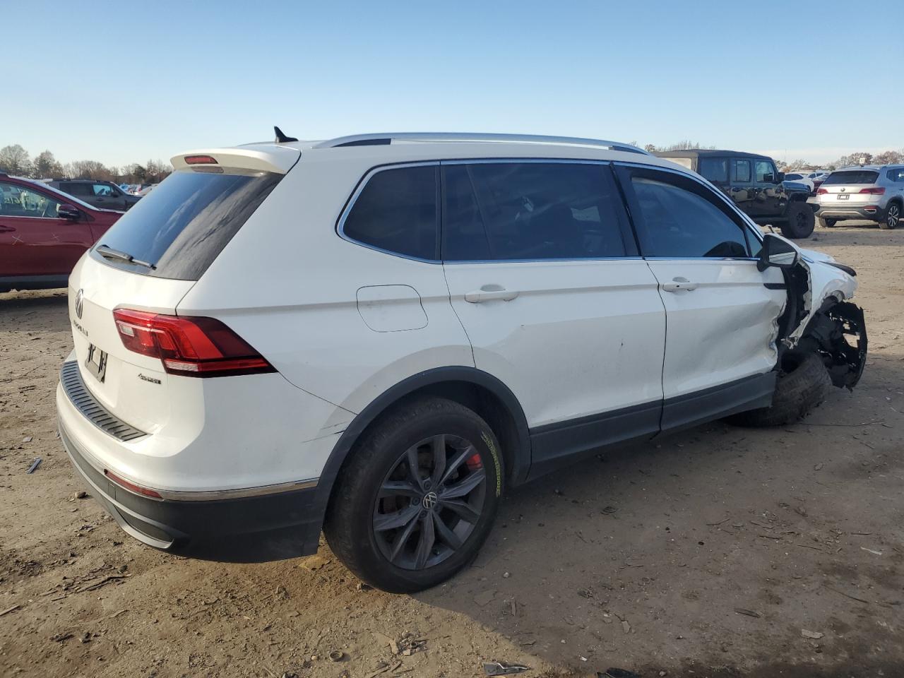 VOLKSWAGEN TIGUAN SE
