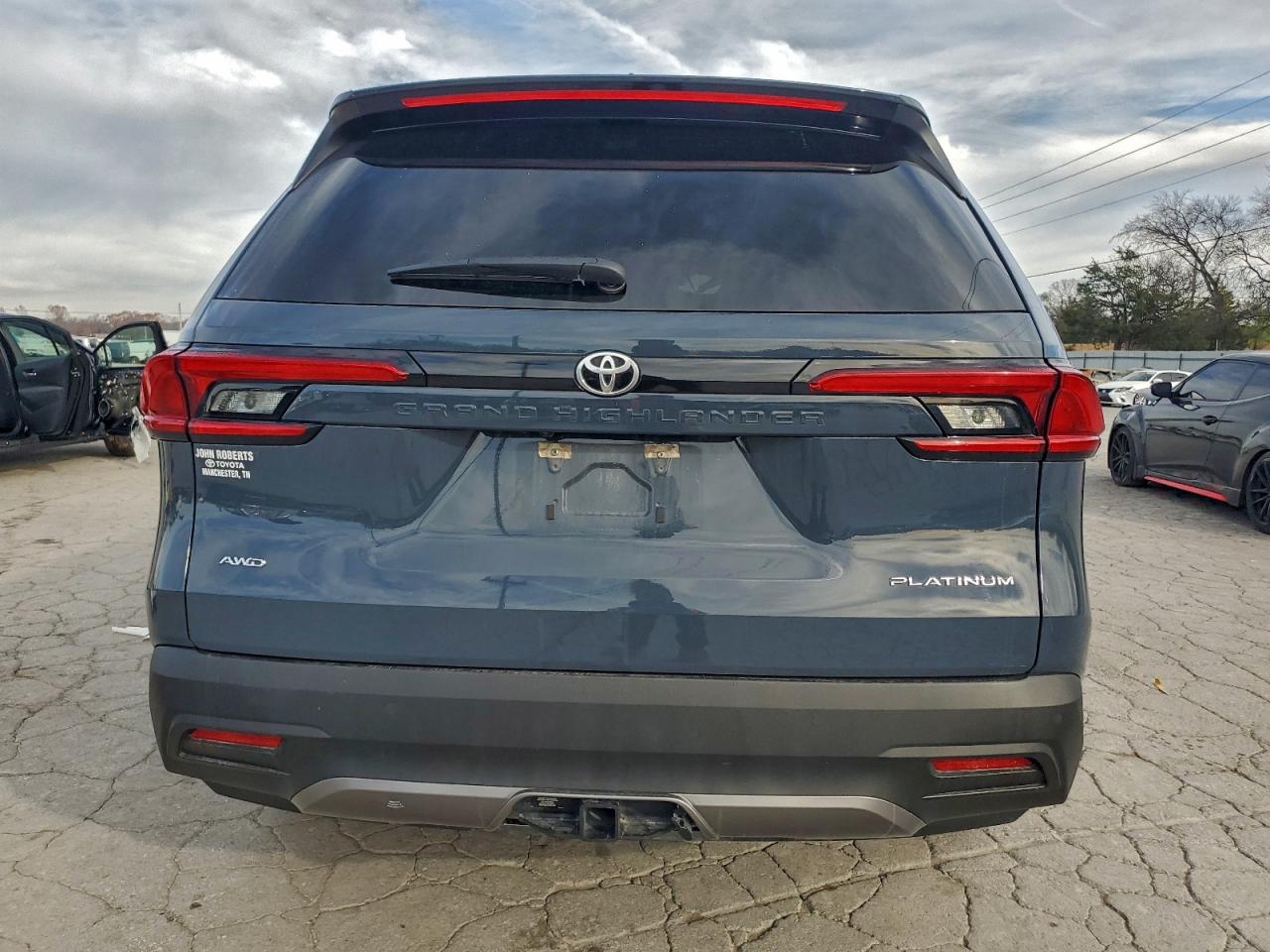 TOYOTA HIGHLANDER XLE
