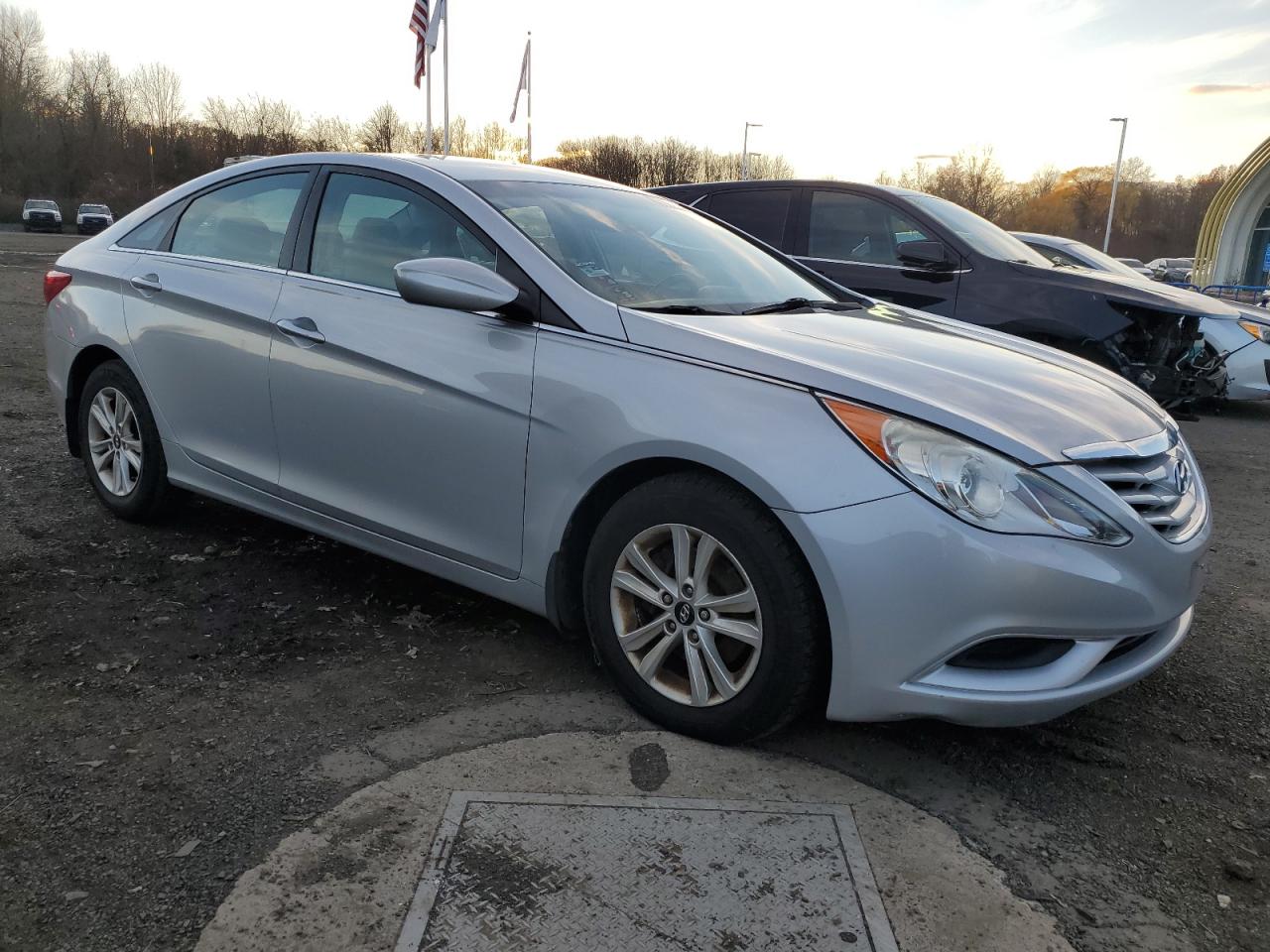 Lot #3304634939 2012 HYUNDAI SONATA GLS
