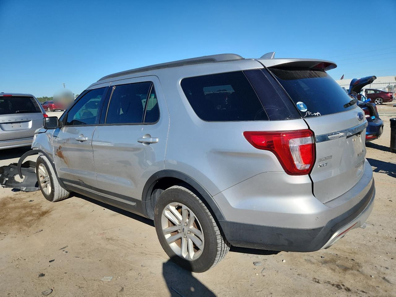FORD EXPLORER XLT