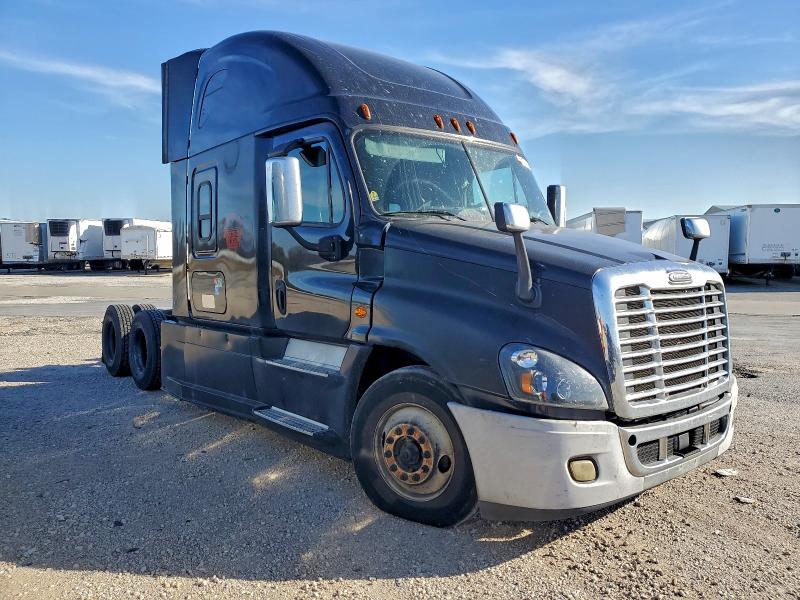 Global Auto Auctions: 2019 FREIGHTLINER CASCADIA 1