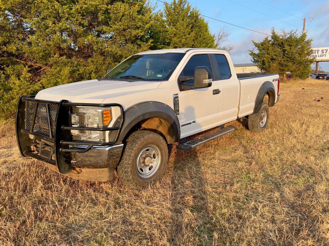 FORD F-250 SUPER DUTY