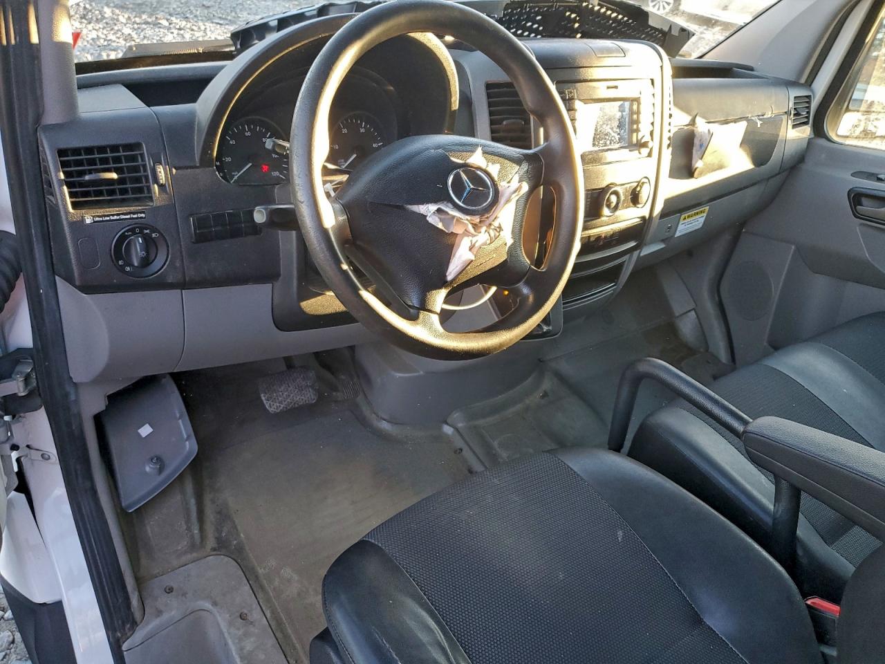 MERCEDES-BENZ SPRINTER 2500