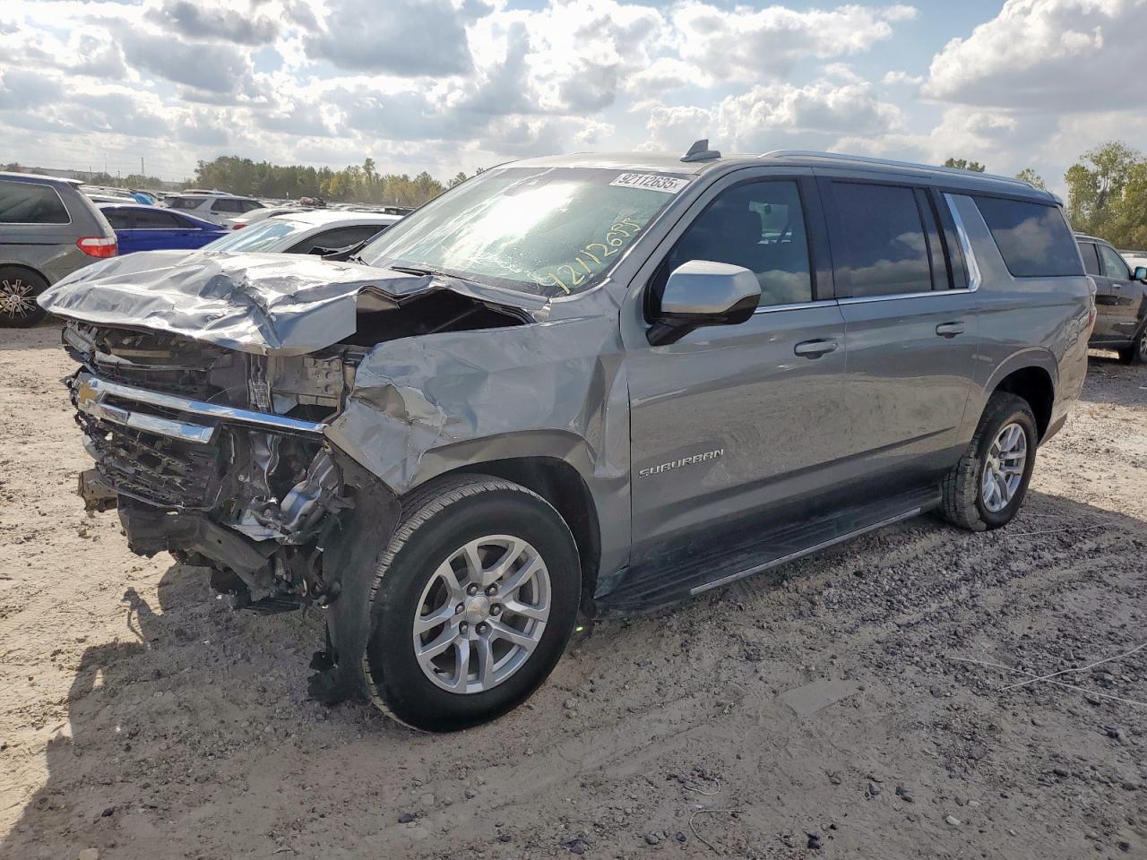 CHEVROLET SUBURBAN C1500 LT