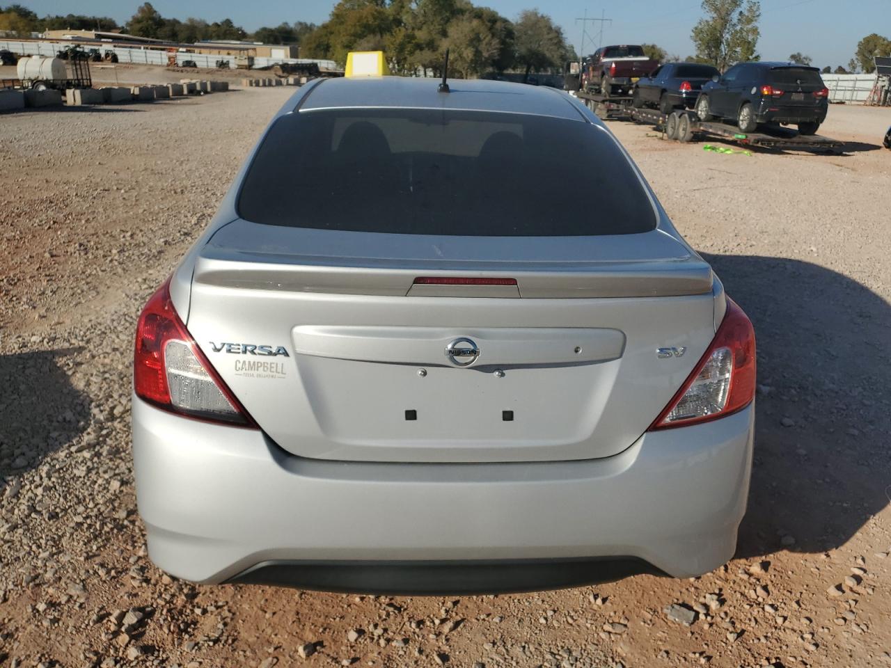 NISSAN VERSA S
