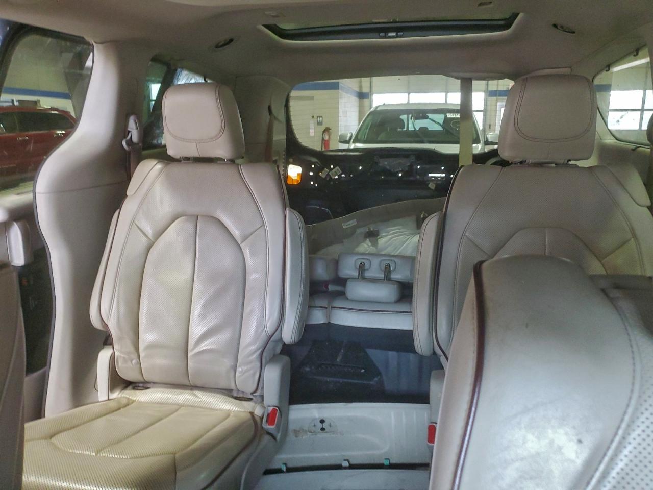 CHRYSLER PACIFICA LIMITED