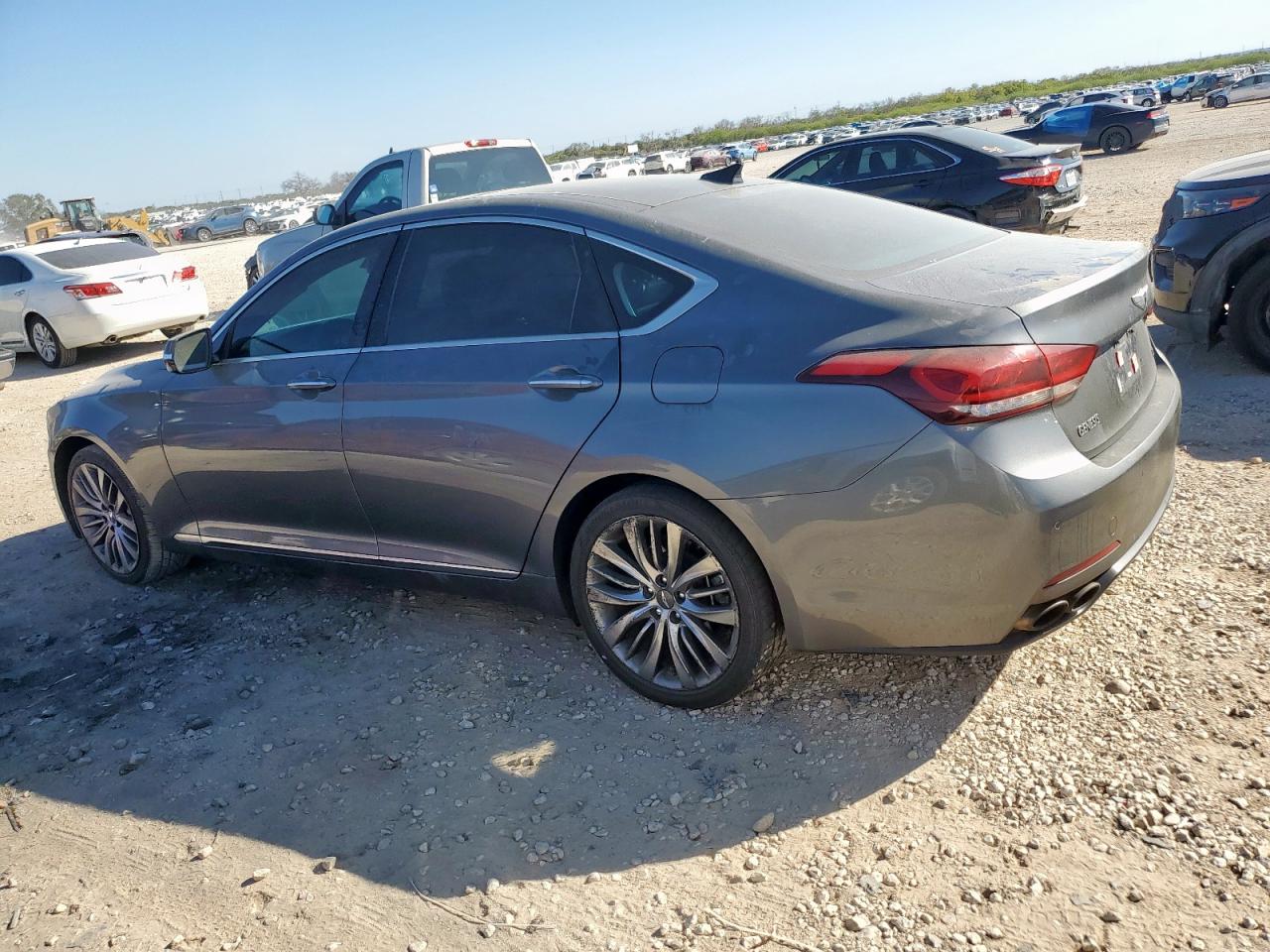 HYUNDAI GENESIS 5.0L