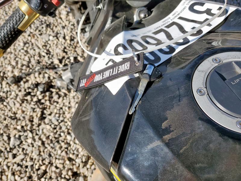 2006 SUZUKI GSX-R750 K #3296459634