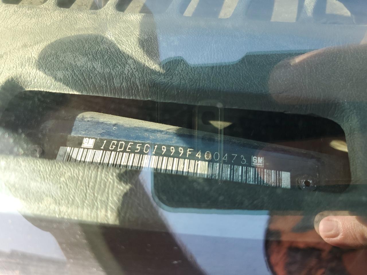 Lot #3281383059 2009 GMC C5500 C5C0