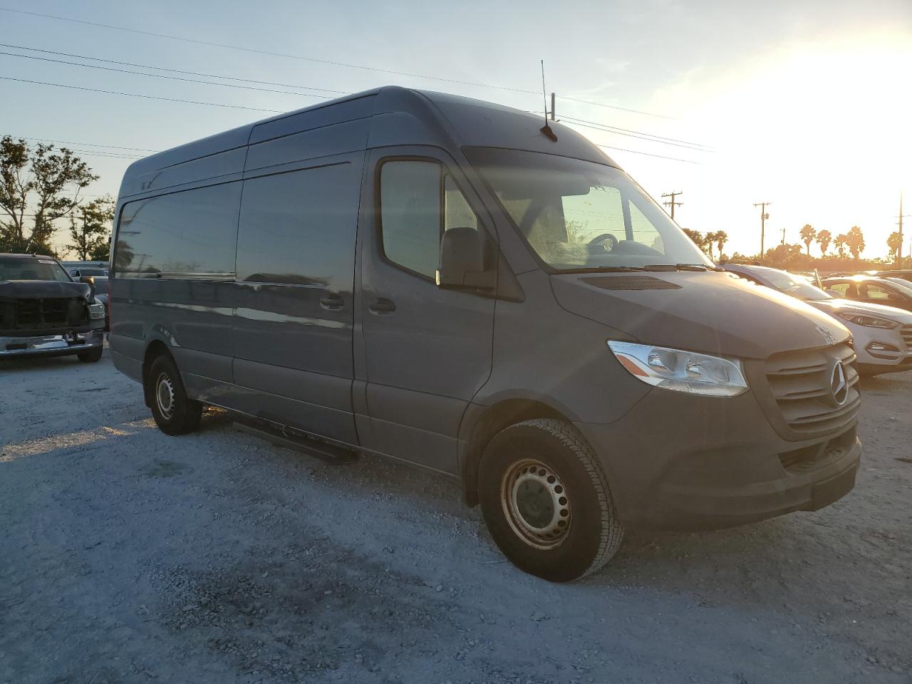 MERCEDES-BENZ SPRINTER 2500/3500