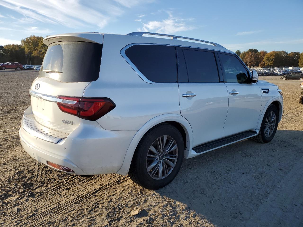 INFINITI QX80 LUXE