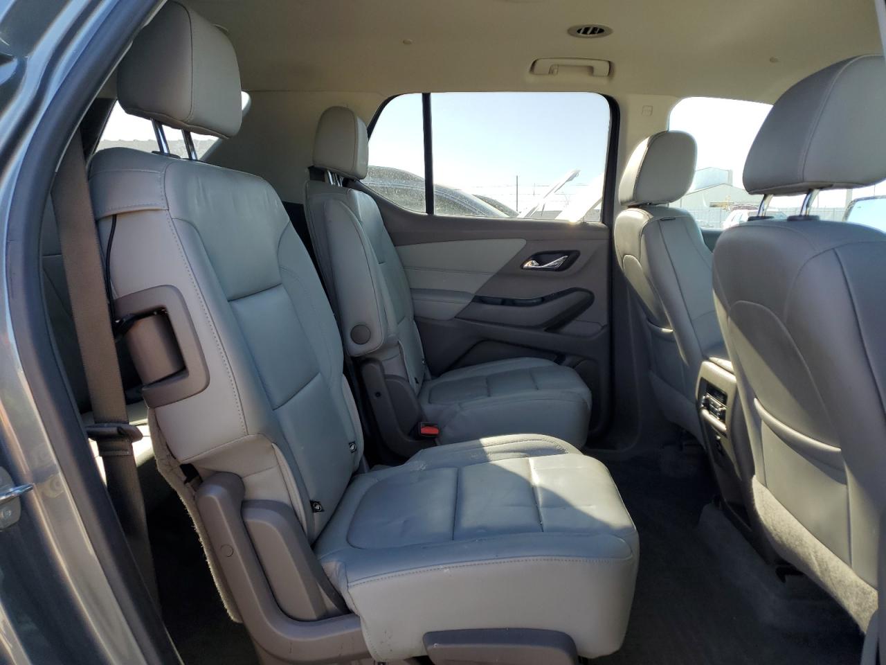 CHEVROLET TRAVERSE LT