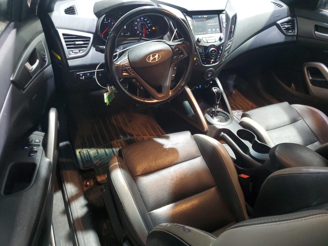 HYUNDAI VELOSTER TURBO