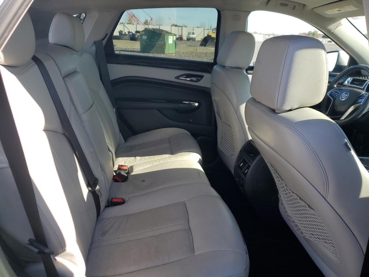 CADILLAC SRX LUXURY COLLECTION