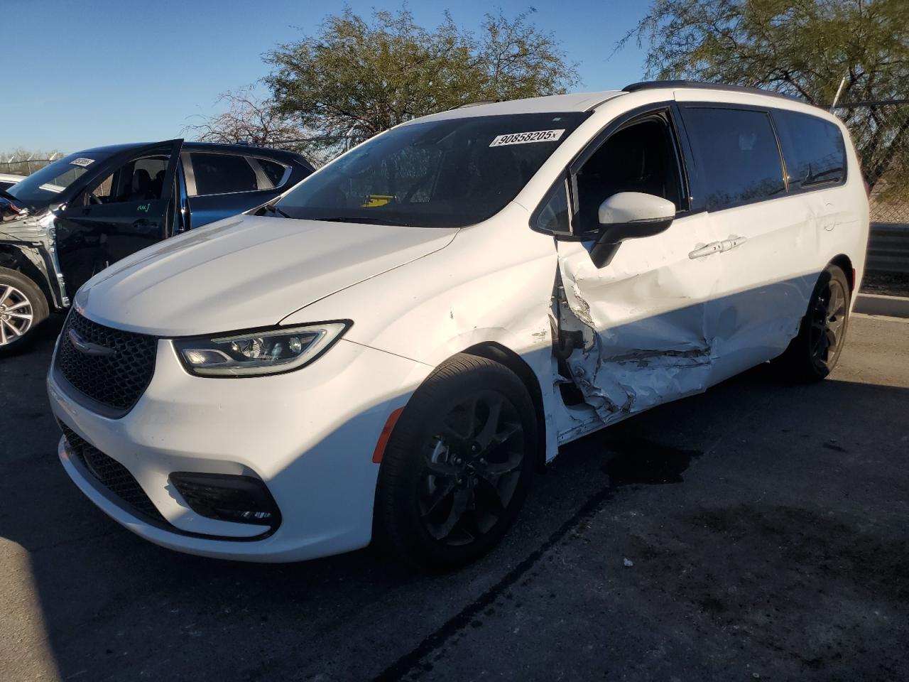 CHRYSLER PACIFICA TOURING L