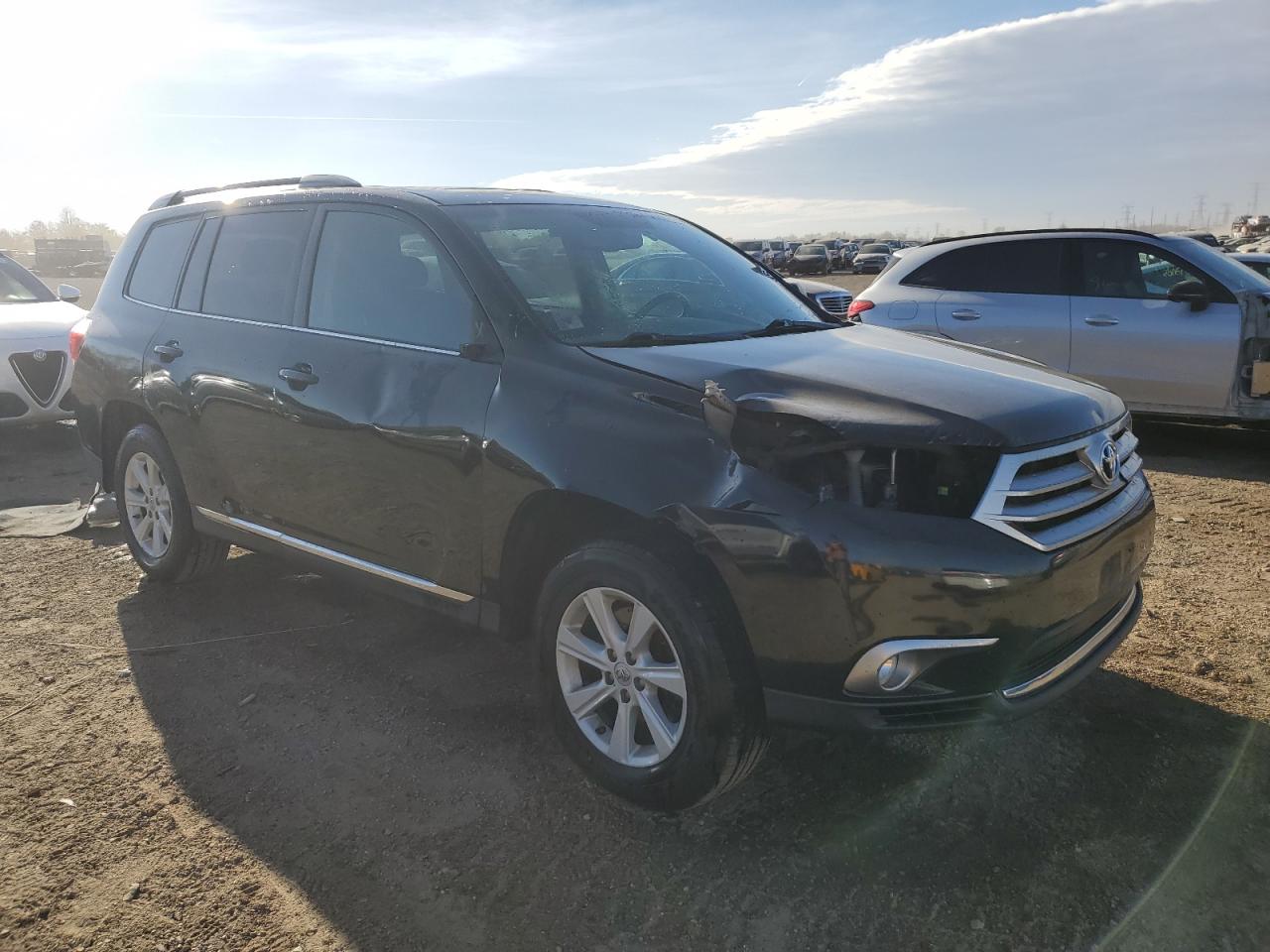 TOYOTA HIGHLANDER BASE