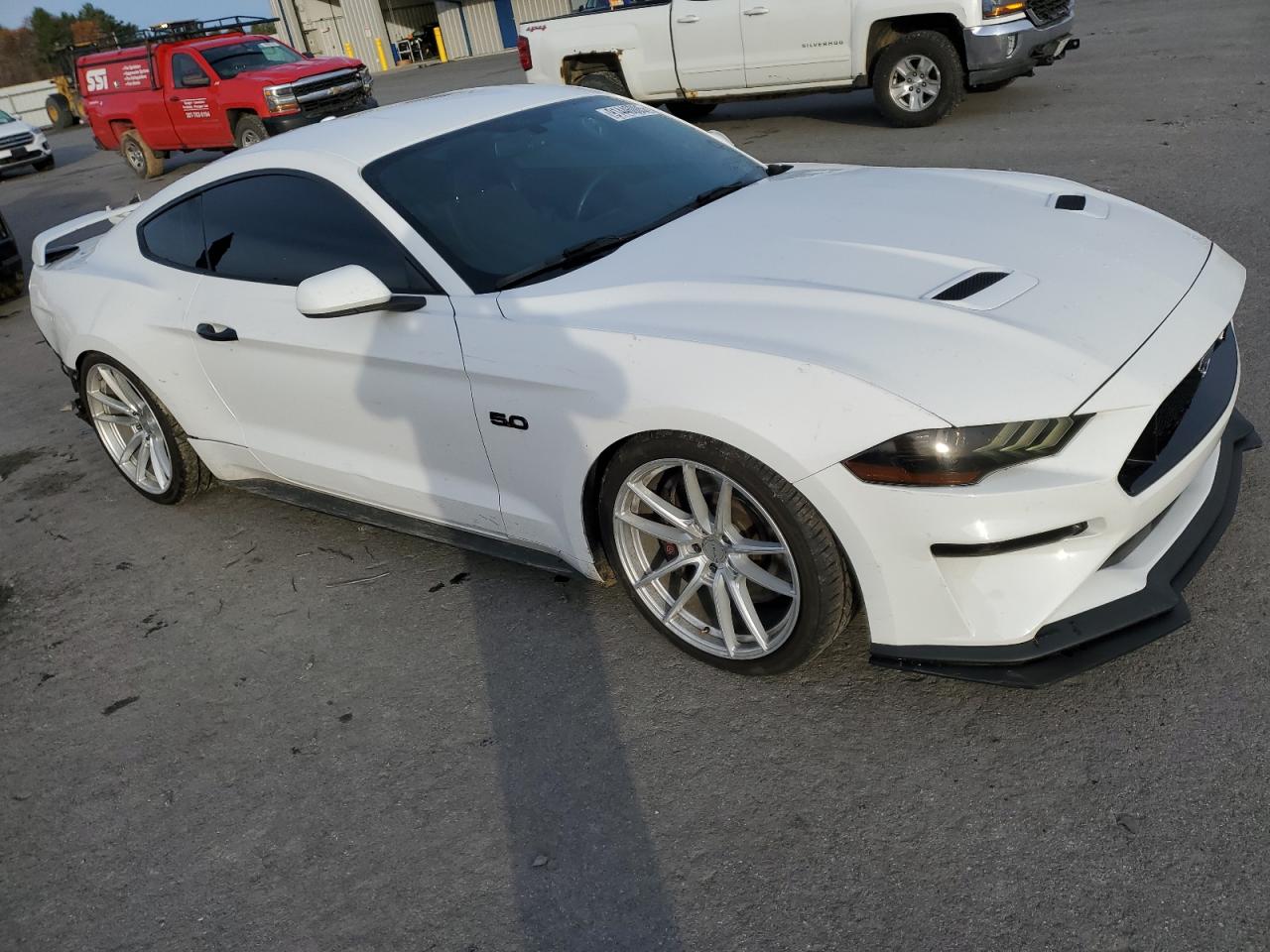FORD MUSTANG GT