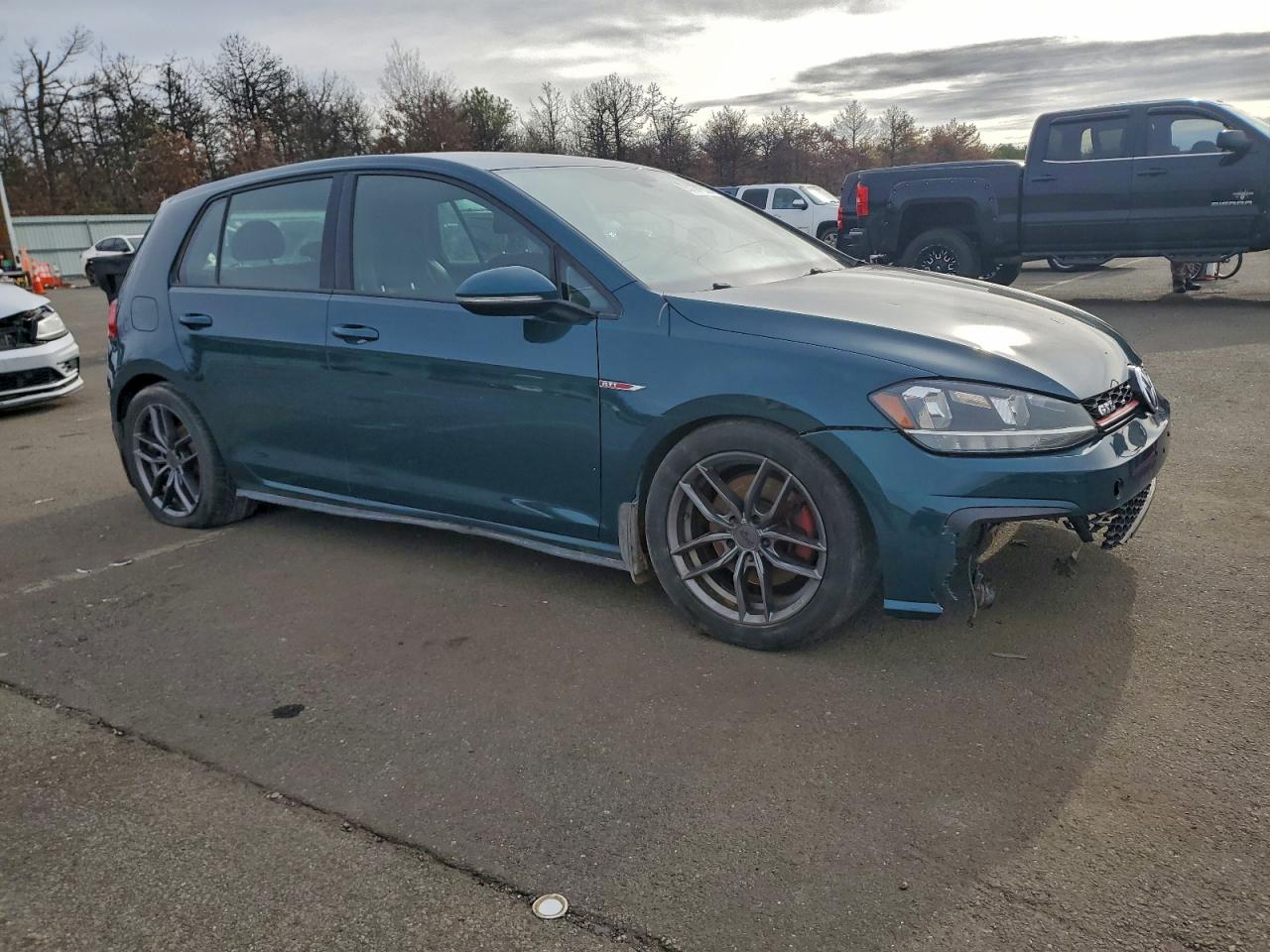 VOLKSWAGEN GOLF GTI S/SE