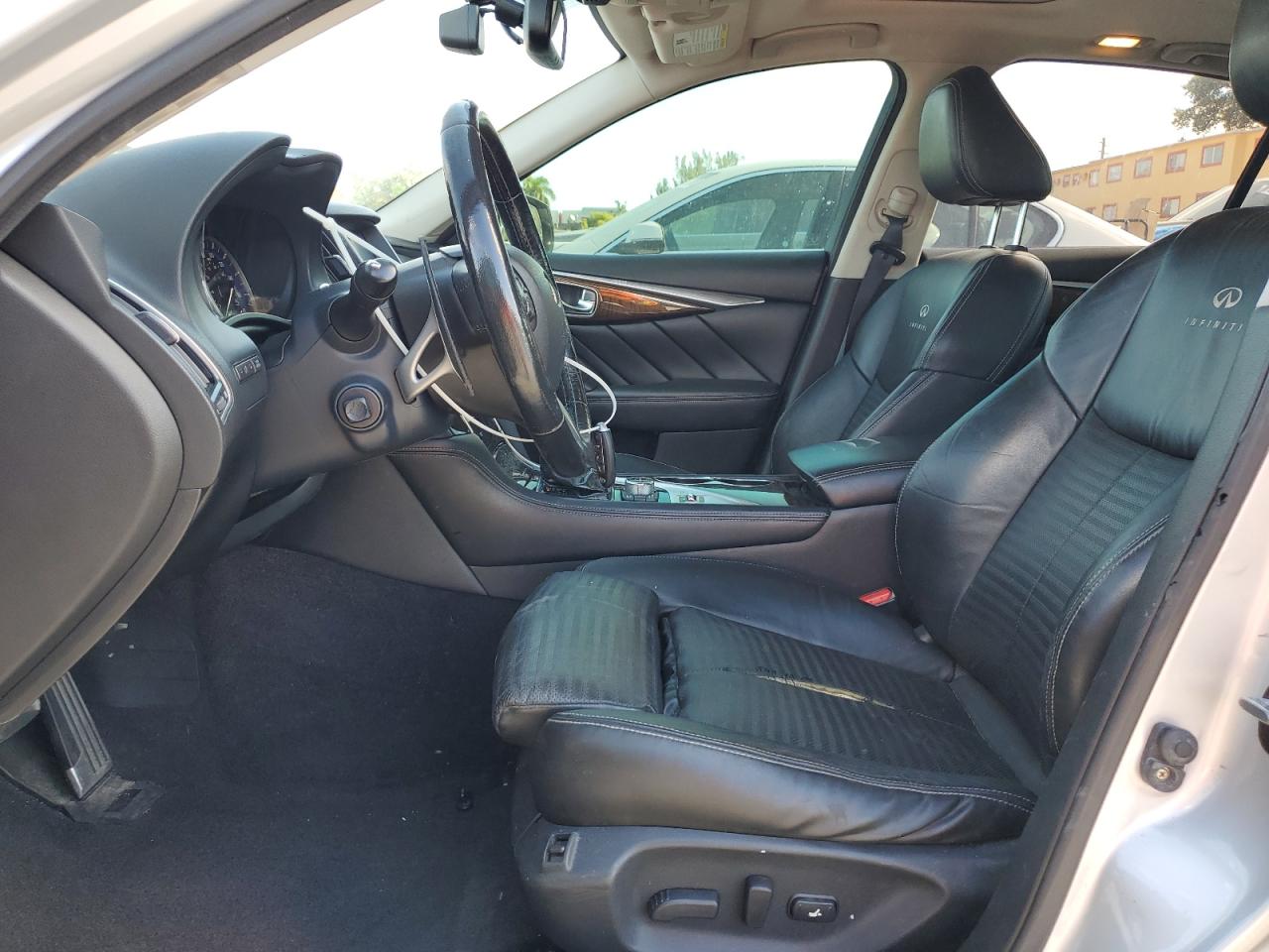 INFINITI Q50 HYBRID PREMIUM