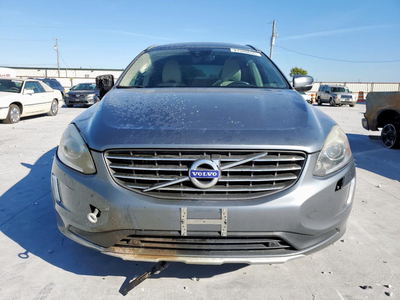 Lot #3318097387 2017 VOLVO XC60 T5 IN