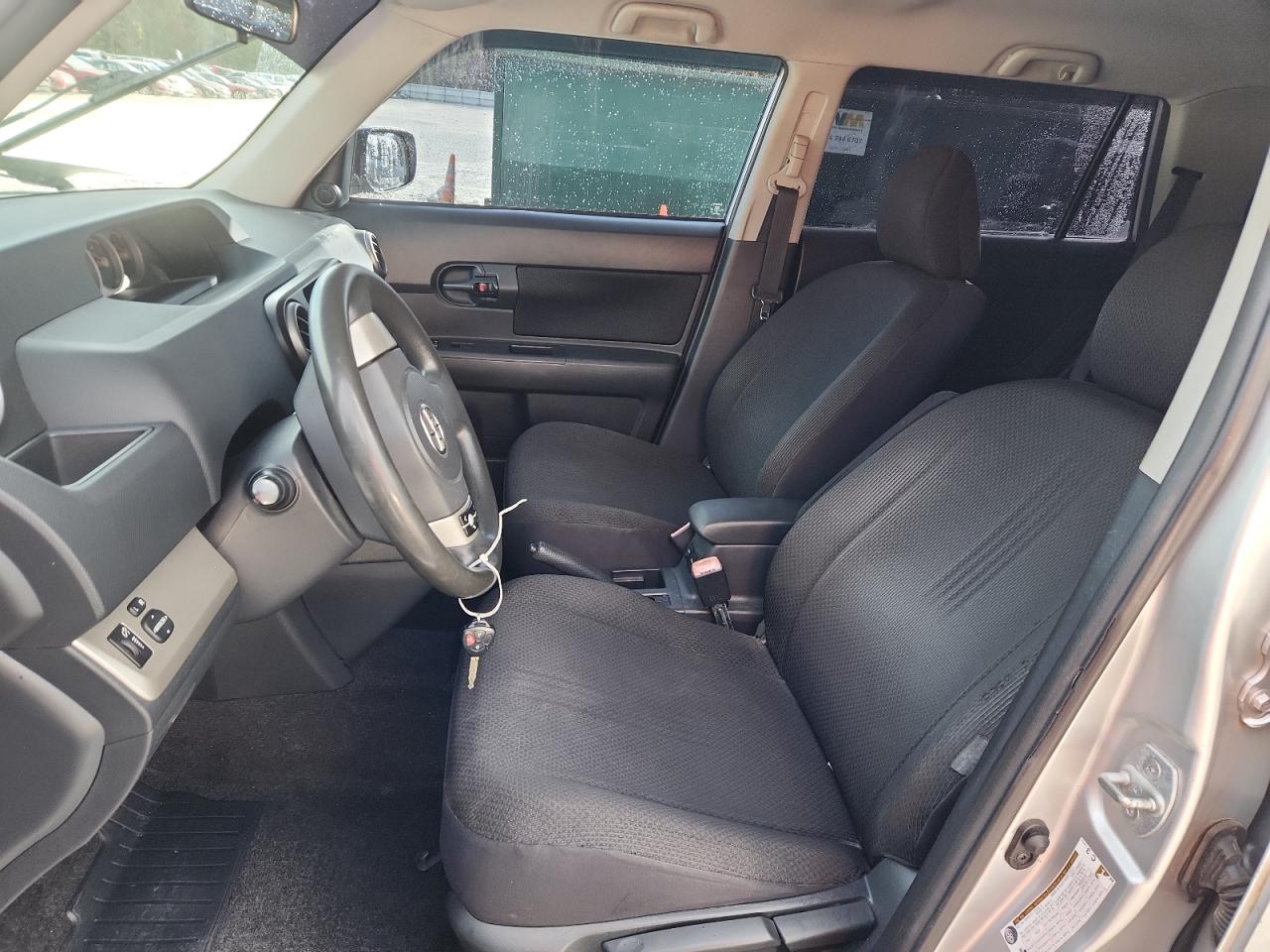 Lot #3302728054 2008 SCION XB