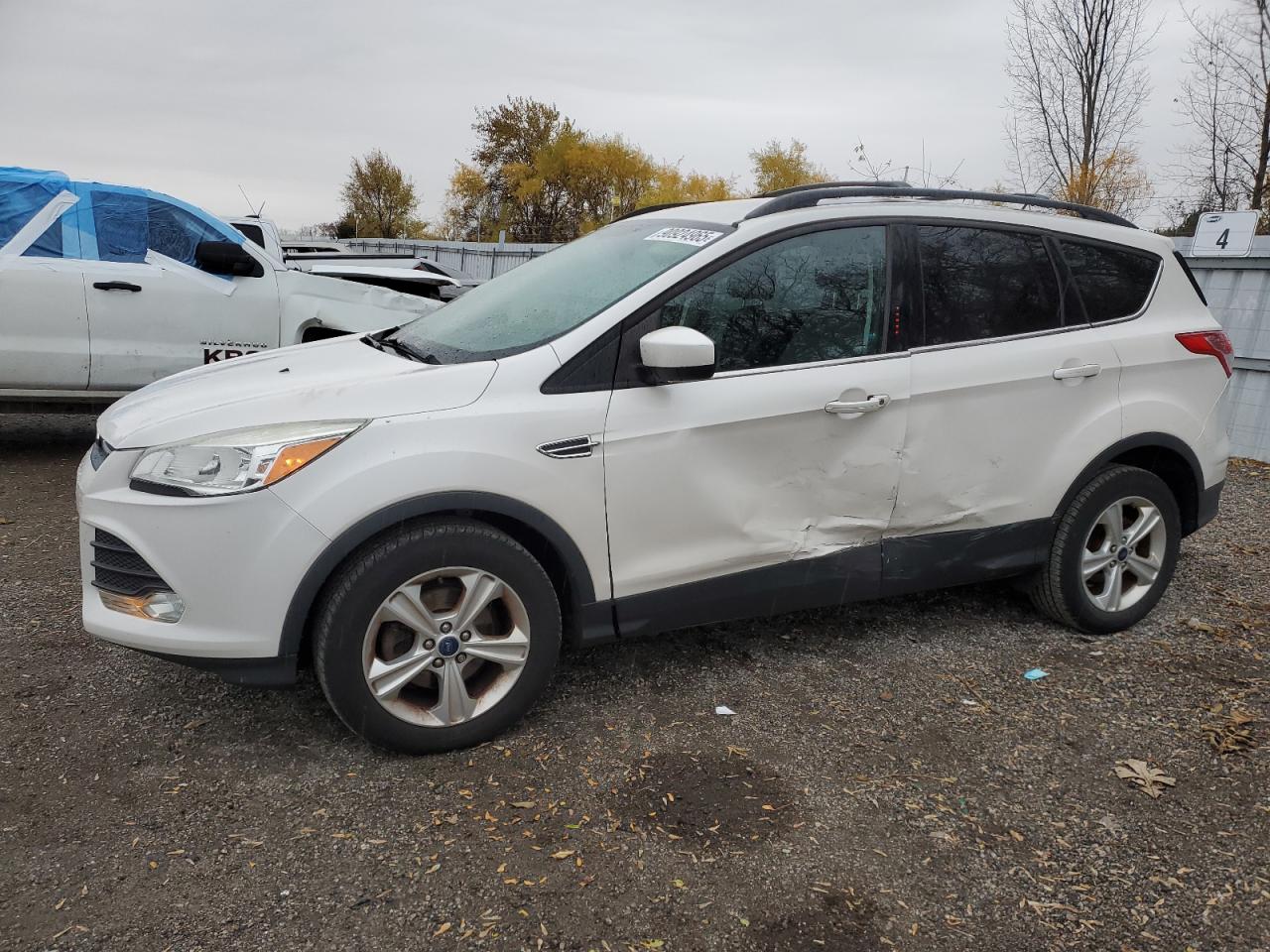 FORD ESCAPE SE
