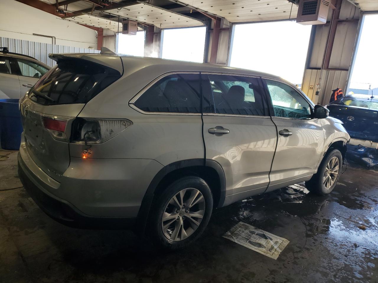 TOYOTA HIGHLANDER LE