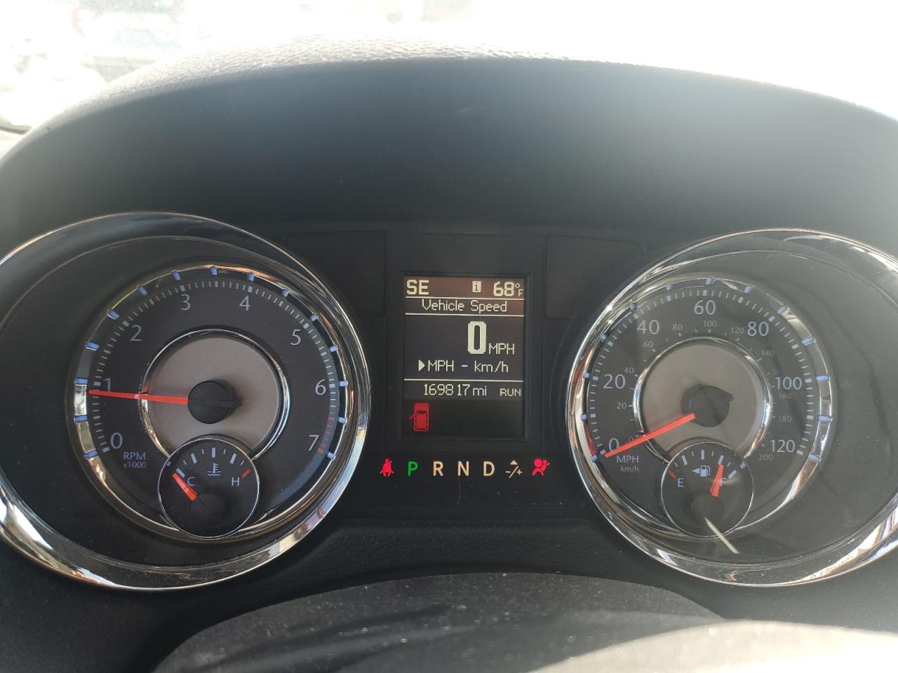 CHRYSLER TOWN & COUNTRY TOURING L