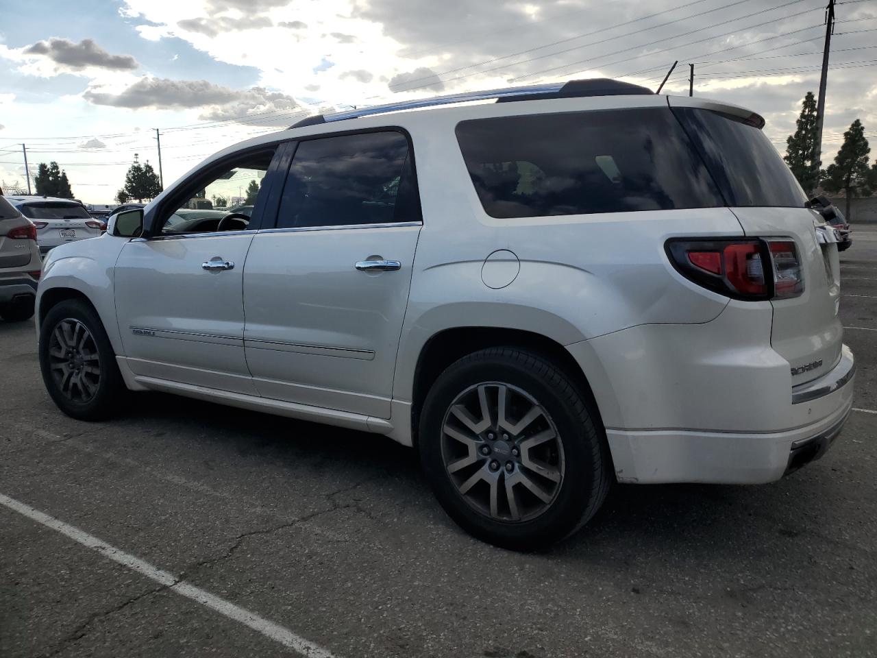 GMC ACADIA DENALI