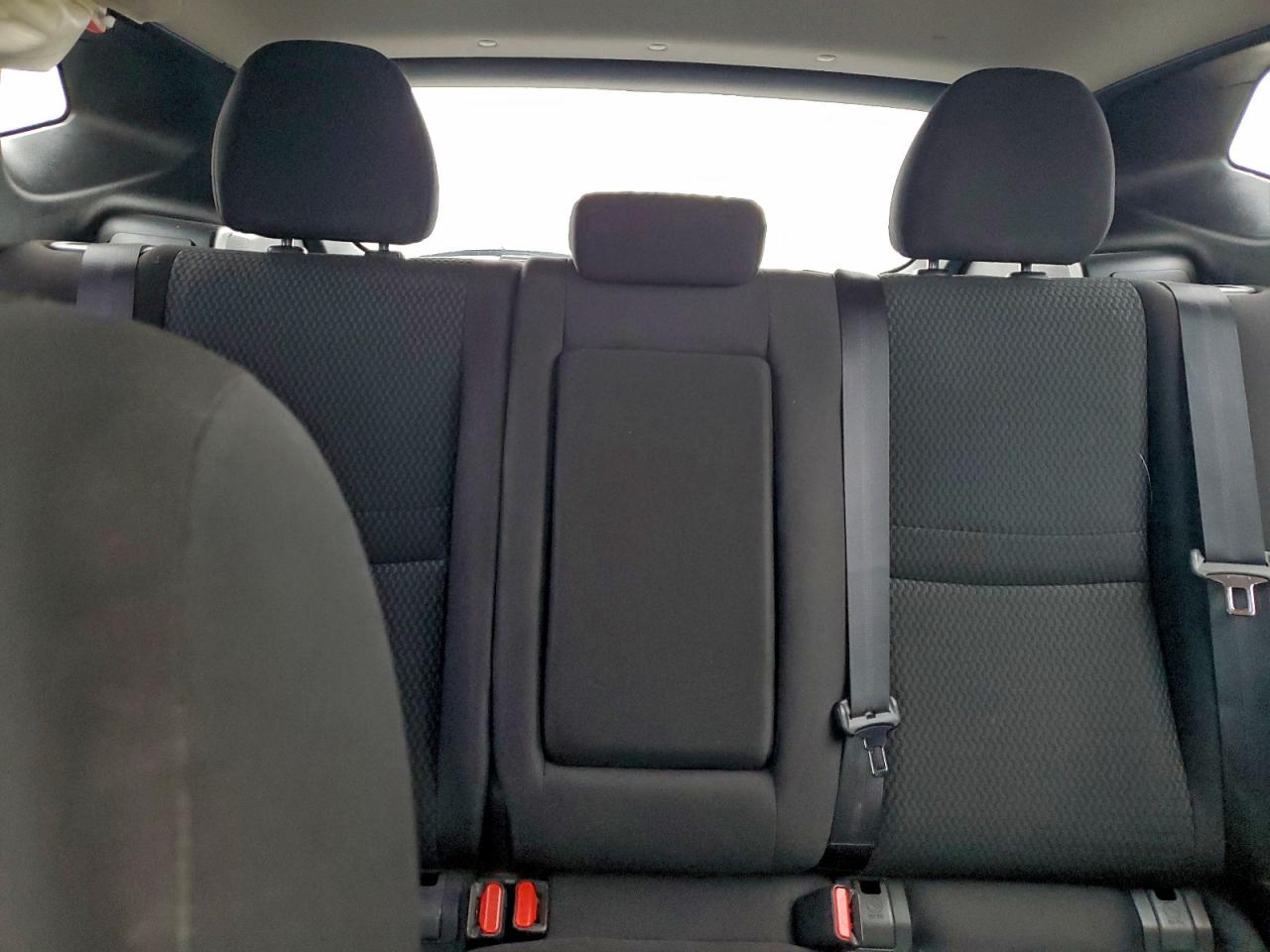 NISSAN ROGUE SPORT S