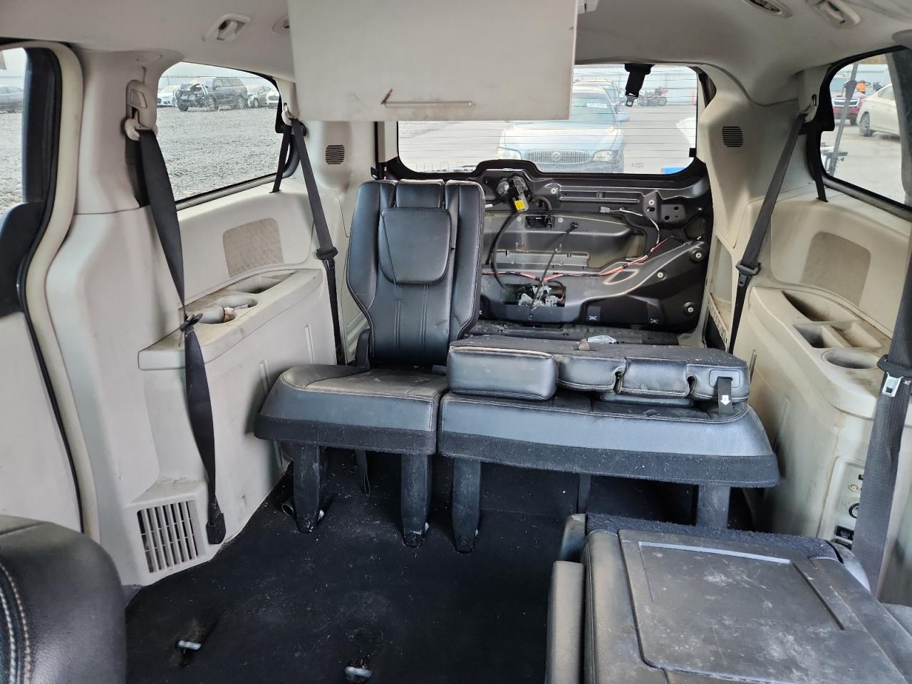 CHRYSLER TOWN & COUNTRY TOURING