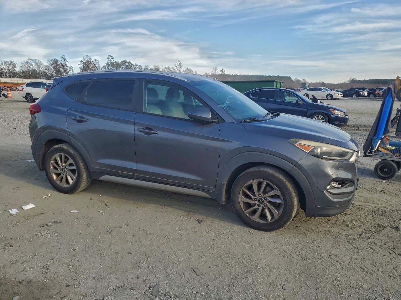 Lot #3301679646 2017 HYUNDAI TUCSON LIM