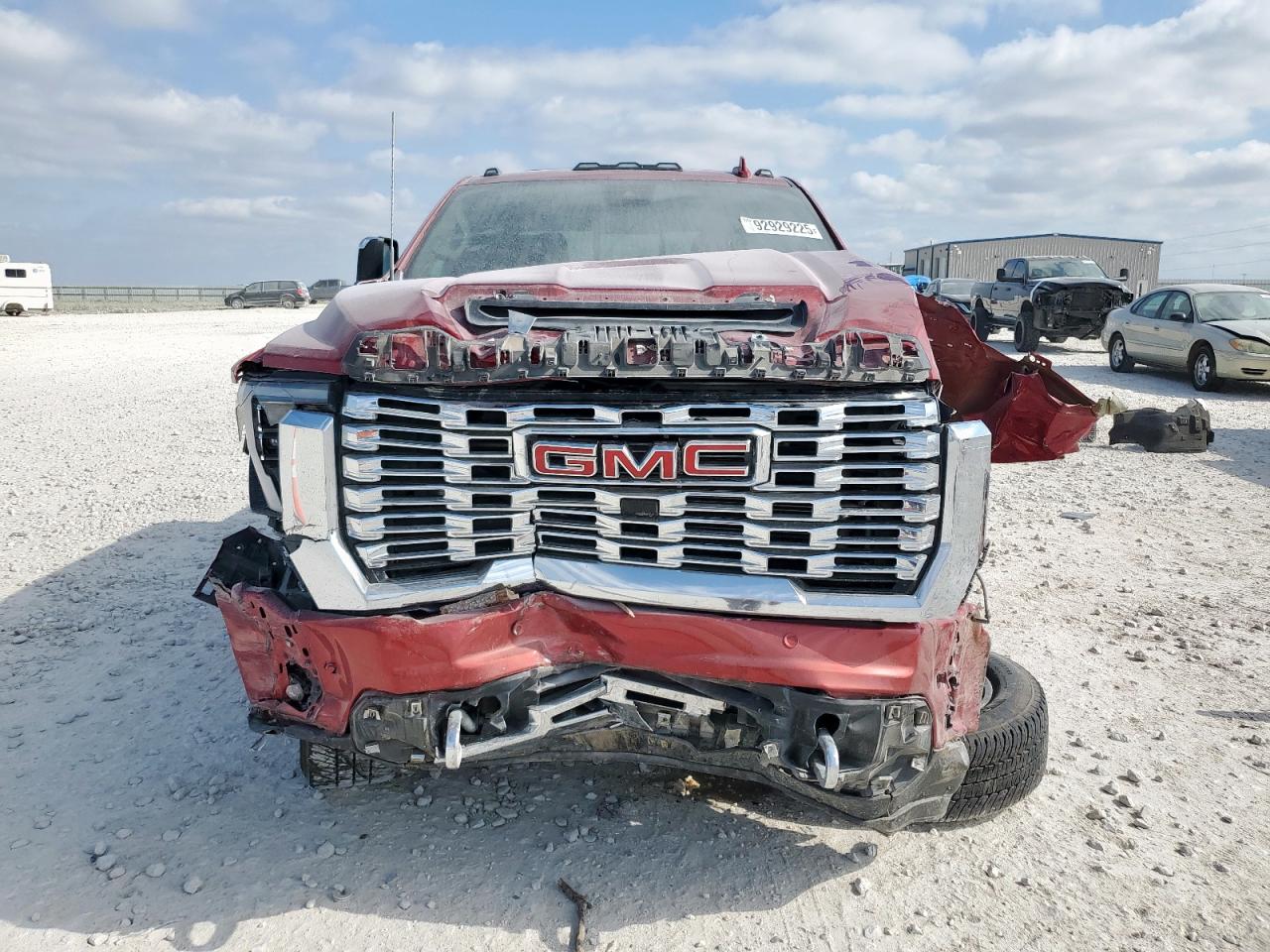 GMC SIERRA K2500 DENALI