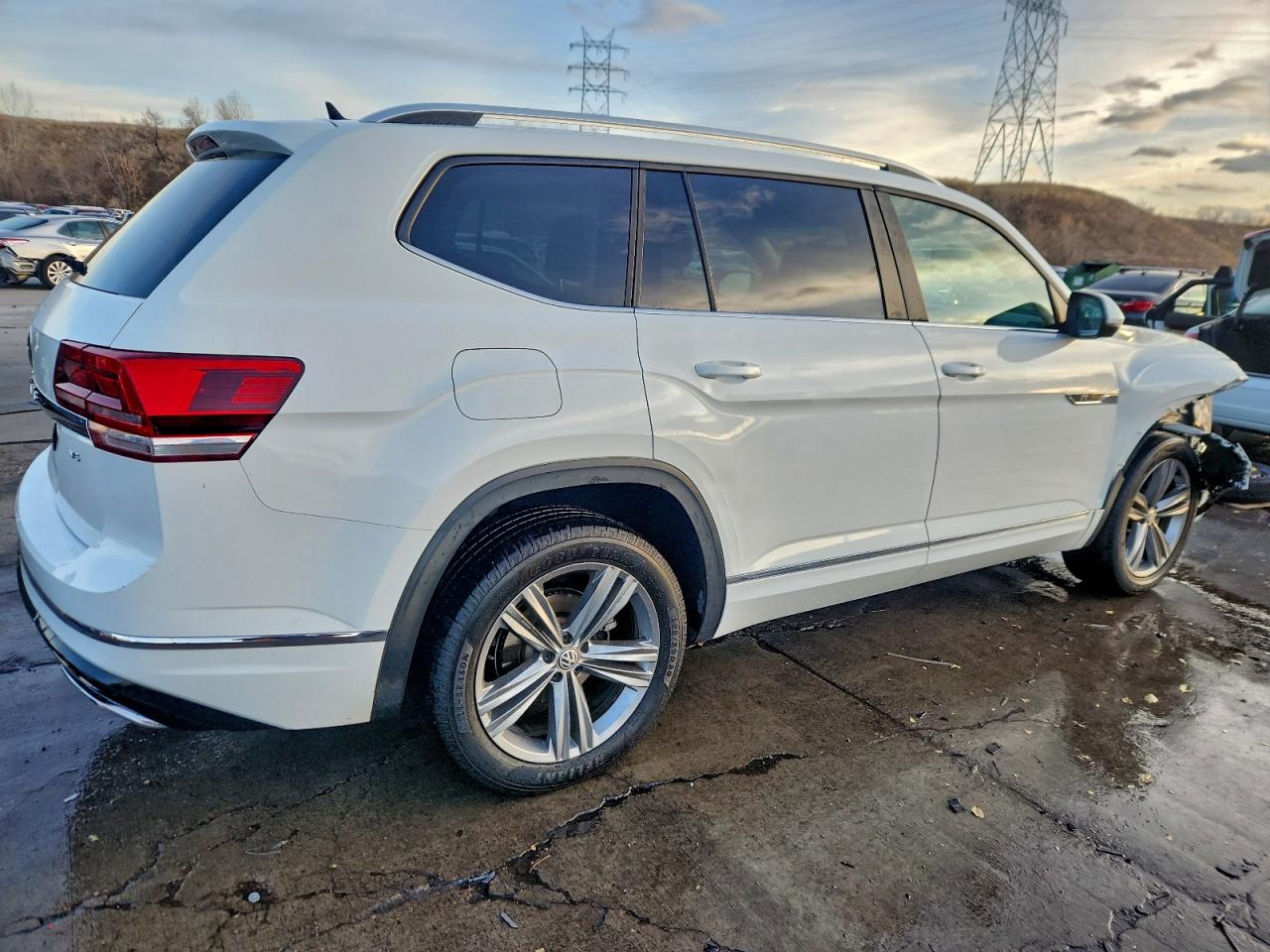 VOLKSWAGEN ATLAS SE