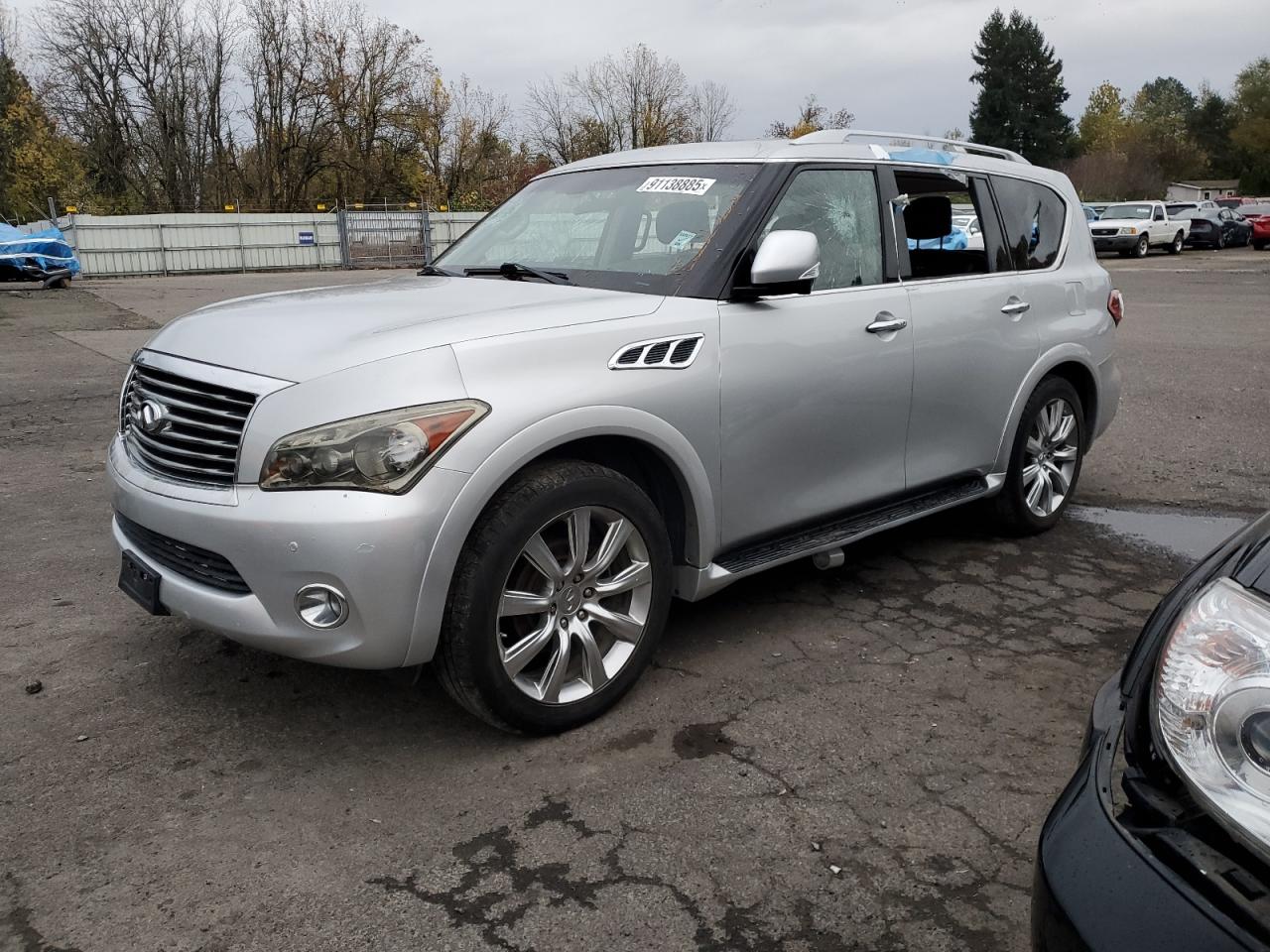 INFINITI QX56